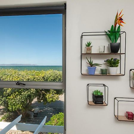 64 Whalerock Estate Apartment Hermanus Bagian luar foto