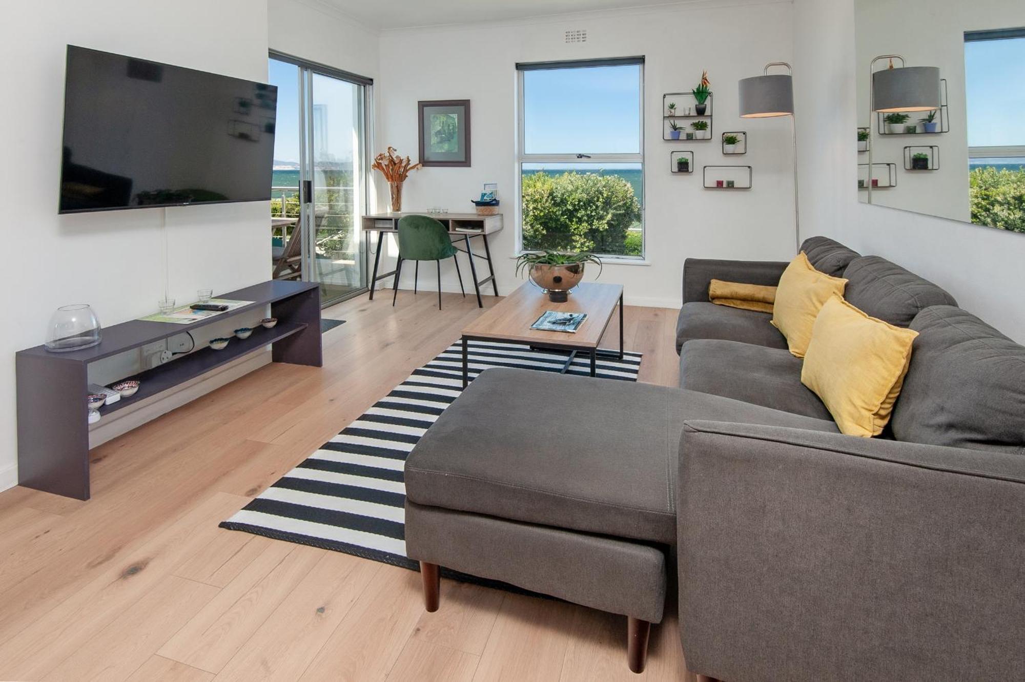 64 Whalerock Estate Apartment Hermanus Bagian luar foto